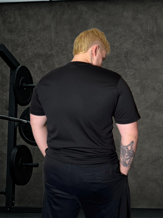 PUMPIFY Sport Essential Tee - Relaxed Fit (Full Jet Black)