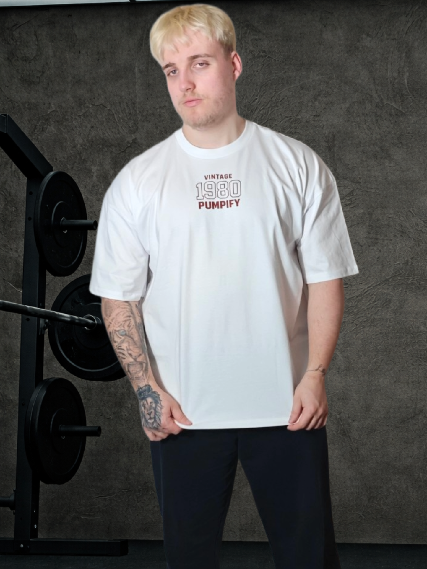Oversized PUMPIFY "Vintage 1980" Tee (Red)