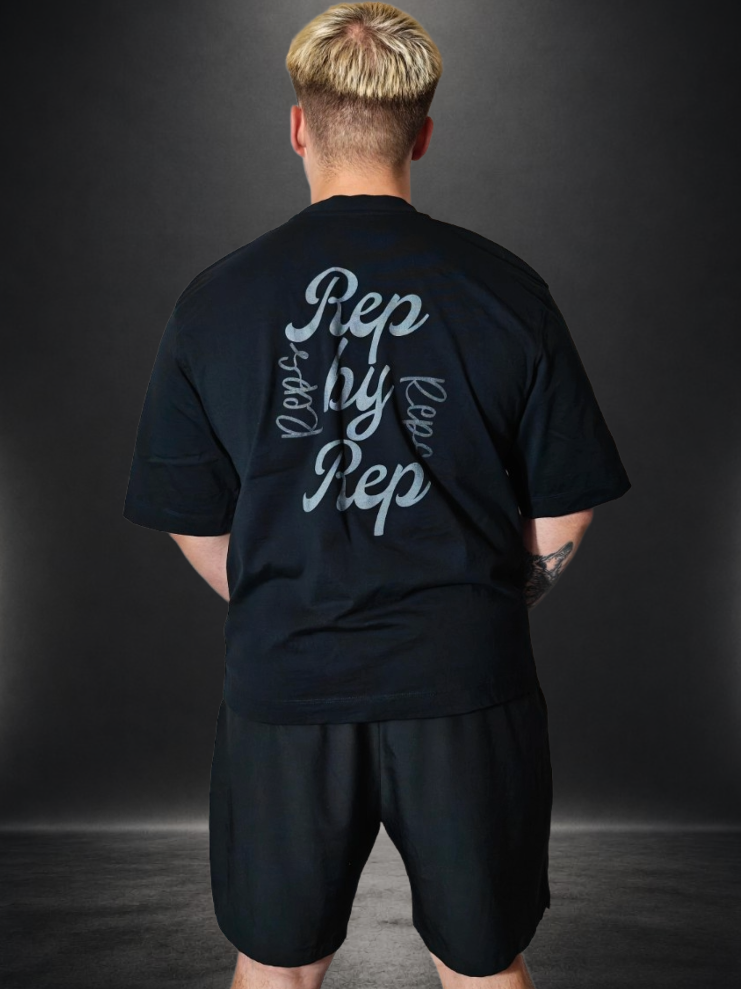 PUMPIFY - Boxy Oversized Rep By Rep Tee - Dark